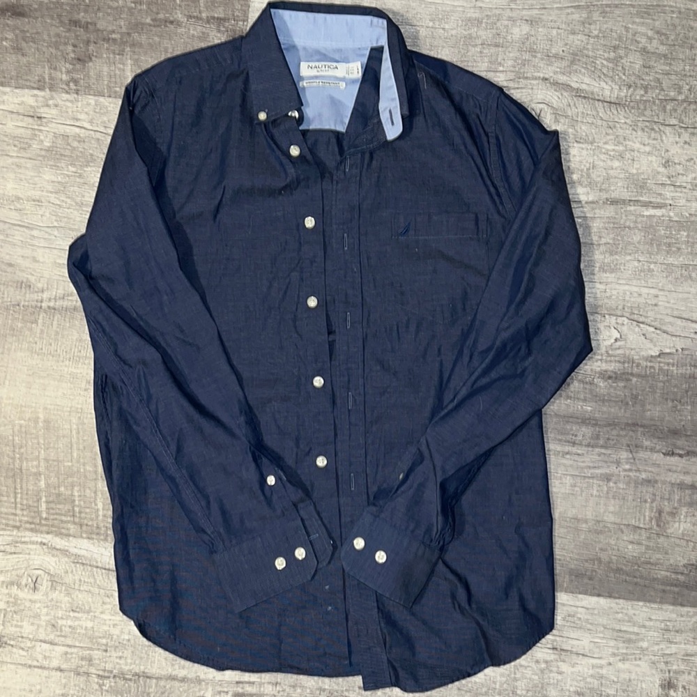 Collared Button-down Dress Shirt